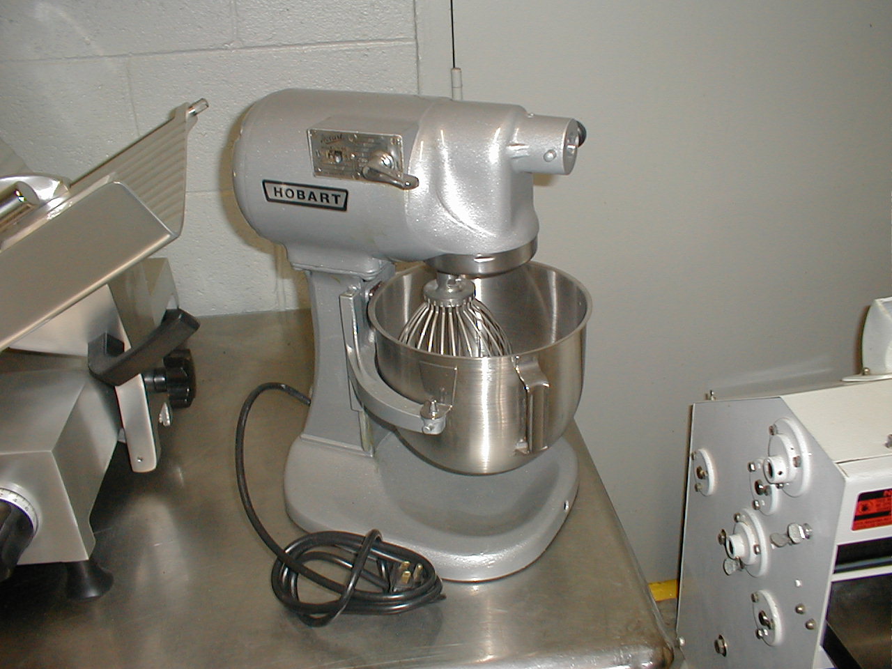 Hobart N-50 Mixer Refurbished Hobart N-50 mixer refurbished to factory condition. Our Refurbished units are guaranteed with a warranty. All of our refurbished Hobart Mixers are in pristine condition. 